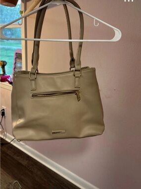 Neutral Beige Shoulder Bag with Front Zip Pocket
